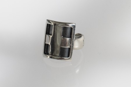 Ring Cross Signet